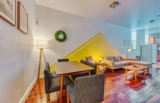 Stairway 3BR Apt w W D Ideal for Groups - Foto 19