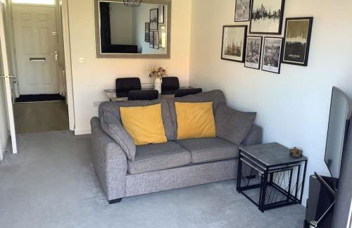 Entire 2 bedroom house in Tamworth - Photo 13