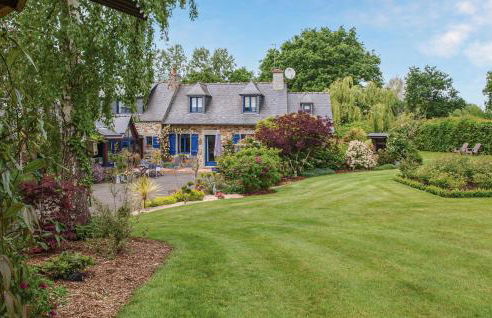 Awesome Home In Trézélanbégard - Foto 12