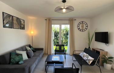 Gîte neuf,12mn du Futuroscope, 9 personnes -Le Tournesol - Foto 10