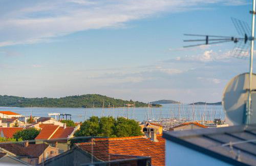 "Golden Sky"Rooftop Pool Villa - Photo 8