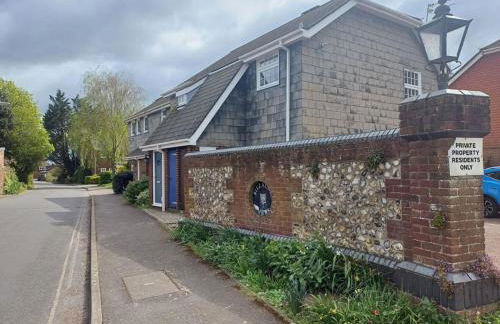 Arundel Central Apartment with parking - Foto 4