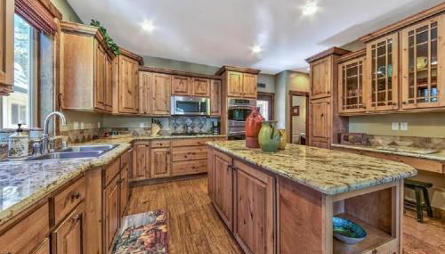 Lv12 luxury villa with hot tub, close to skiing - Foto 3