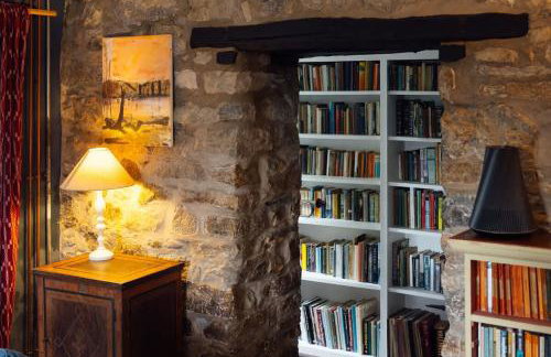 Farmhouse Charm with Modern Style in Pembrokeshire - Foto 16