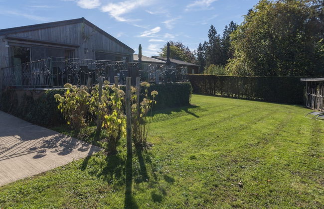 Lush Chalet Near Lake of Butgenbach - Photo 39