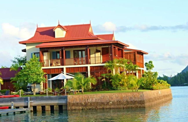 Eden Island, Beach front, Luxury, 3 Bed Ensuite, WiFi - Photo 26