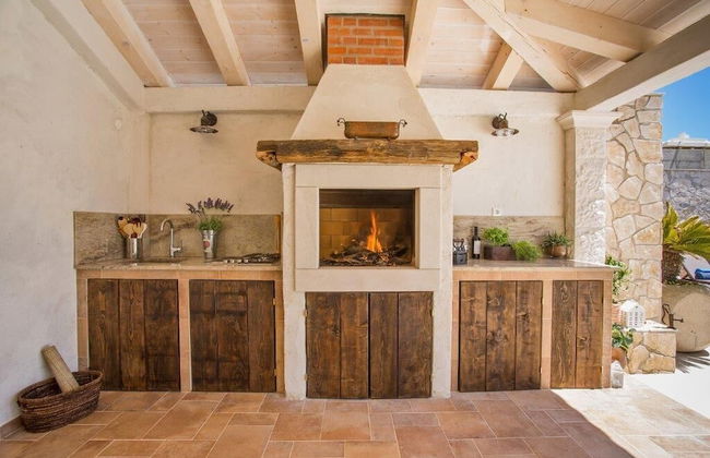 Luxury Villa Dolce Vita with Pool - Photo 50