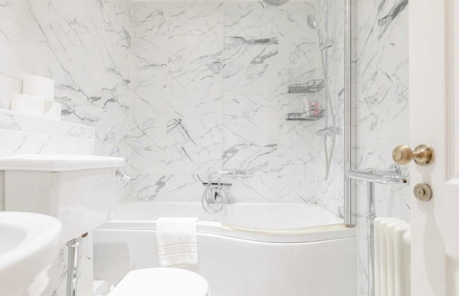 Newly Refurbished 2BD Flat - Wimbledon Village! - Foto 22