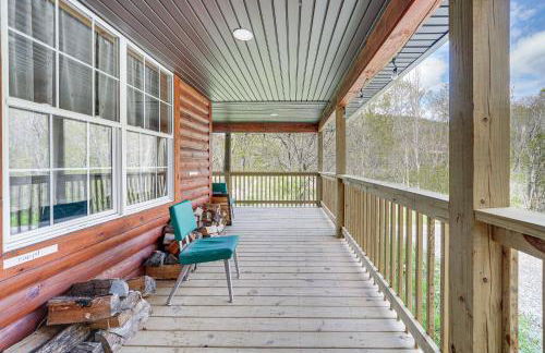 Hike and Fish Marlinton Cabin with Fire Pit and Views! - Foto 20