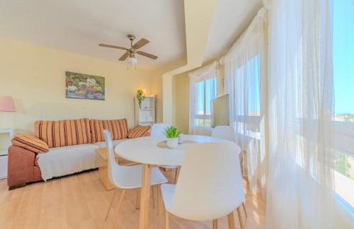 Amplio piso de 100m2 con 3 hab, wifi rápido, AC - Photo 2