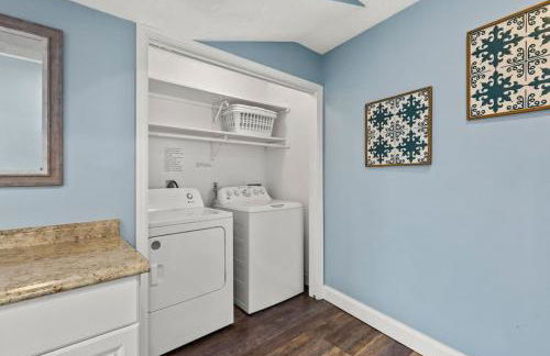 Anchors Away - Private Pool, Seasonal Hot Tub, Game Room, Walk to Beach, Pets OK - Photo 30