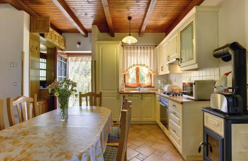 Villa in Cehici with Private Pool & Terrace - Foto 29