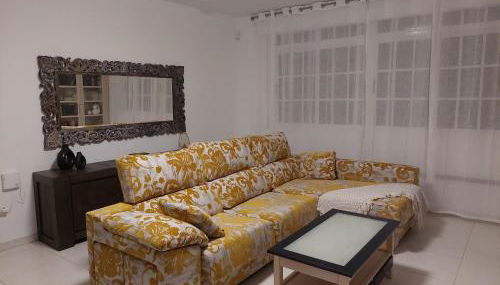 Gran casa cerca de la playa - Foto 2