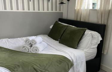 One bedroom Putney Village flat - Foto 26