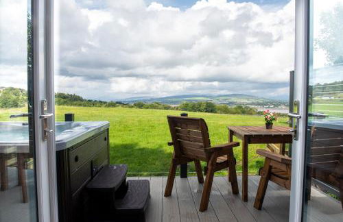 Super King Lodge-Sleeps 2-HotTub-Sea View - Foto 29