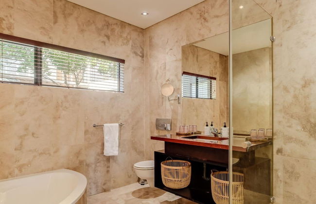 Multi-level Family Villa w Private Pool Views Lions Crest - Foto 64