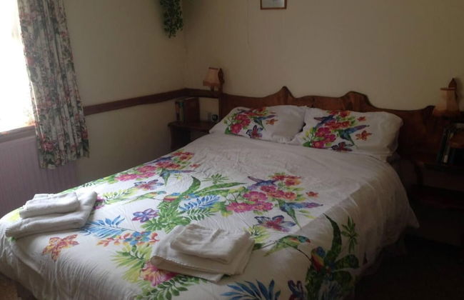 Relax in Sunset View Cottage on Cwmiar Farm - Photo 2