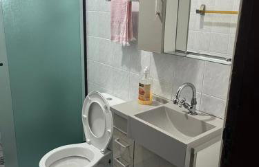 Ap Canto do Forte com Wi-Fi, TV e varanda - Foto 11