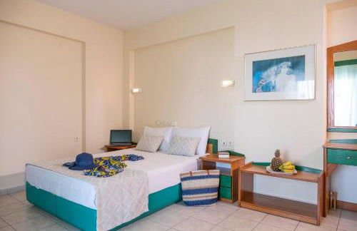 Aristides Hotel - Photo 33