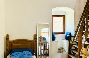 FOPPOLI CASTLE, PRIVATE 11th CENTURY FORTRESS WITH PANORAMIC VIEW, SAUNA AND HOT TUB OVERLOOKING THE VALTELLINA - Foto 36