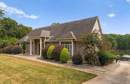 Whitetail Cove by Avantstay Lakefront w/ Pool + Private Dock Sleeps 20 - Foto 95