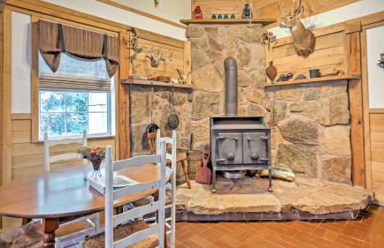 Rustic Taswell Cabin Grill and Walk to Patoka Lake! - Photo 3