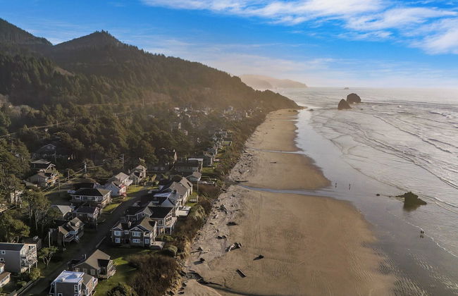 Pacific Breeze Ocean Views, Steps to Cannon Beach, Airy Coastal Retreat - Foto 31