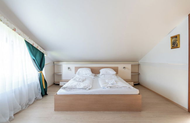 Faraway Aparthotel near Airport - Foto 12