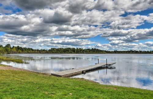 Lakefront Solon Springs Cabin with Private Dock! - Foto 28