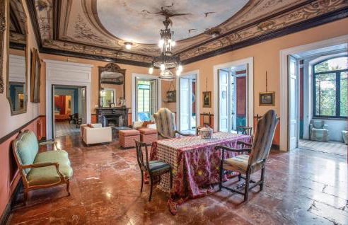 3 Bedroom Beautiful Home In Salerno - Foto 21