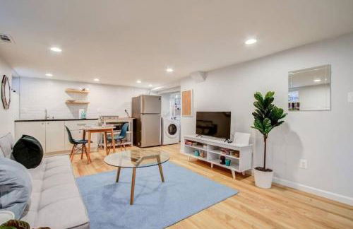 SUNNY, SERENE & CENTRALLY-Located STUDIO *PRIVACY *COMFORT *5-STARS - Foto 46