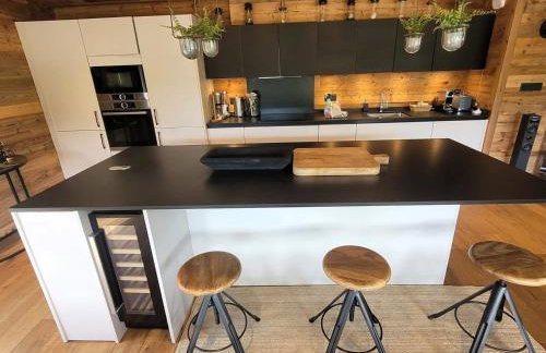 Chalet 5* aux Gets: Luxe, jacuzzi, sauna, chiens admis - FR-1-598-19 - Foto 2