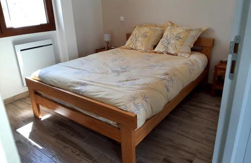 Le Pré Fleuri à Guillestre - Appartements neufs classés Meublés de Tourisme 3 étoiles- Climatisés- Parking privatif - Foto 27