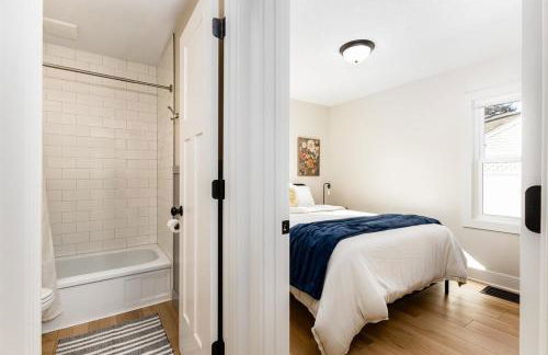 End Zone Escape - 2BR house 1 mile to ND Stadium! - Foto 16