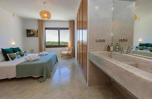 Modern Villa with Seaviews Sleeps 14 - Foto 28