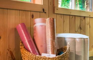 Downward Dog Lodge - Mountain Yoga Retreat, Hot Tub & Pet-Friendly Escape - Foto 6