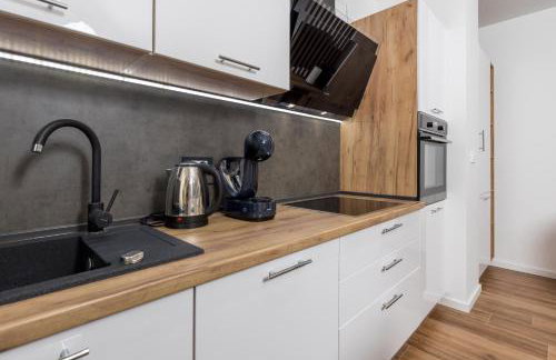 Apartment Flowers - Photo 25