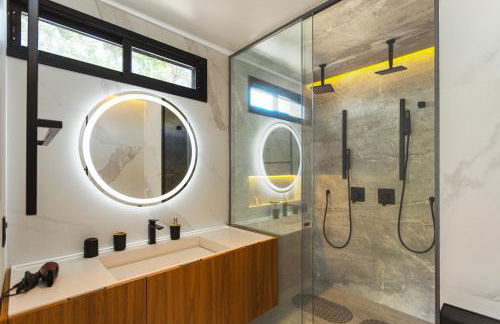 Luxury House in Gated Community with Pool near Beaches! - Foto 4