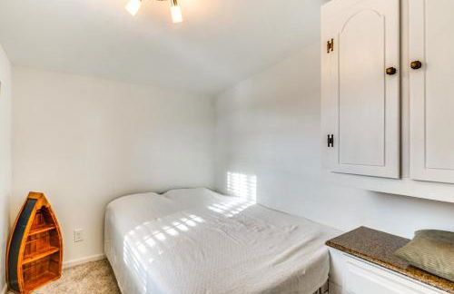 Fish and Boat on Lake of the Ozarks Waterfront Home - Foto 12