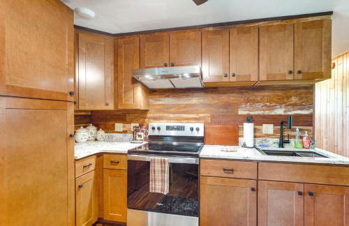 Updated Conover Cabin with Nearby Boating Access! - Foto 3