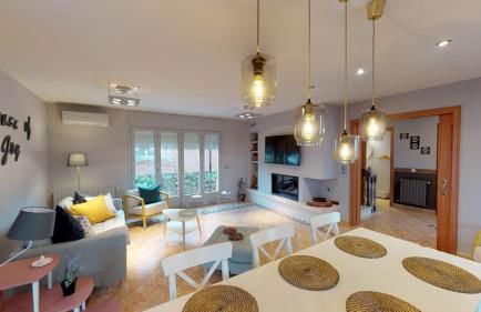 HOUSE OF JOY , CASA EN BANYOLES - Foto 6