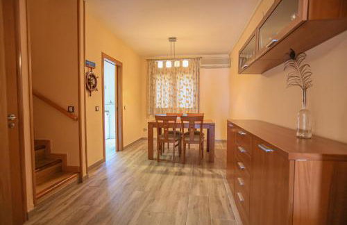 LITORAL COSTA DORADA - VILLA LAURA Only families - Photo 13