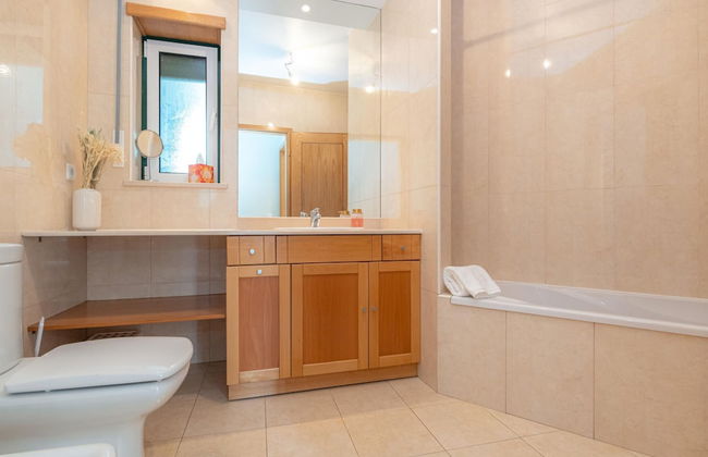 Atlantic Ocean Pool Apartment - Photo 33