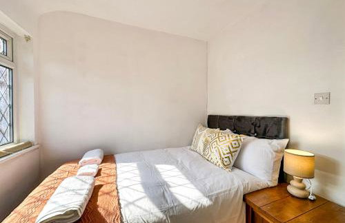 5BR Manchester Home Jacuzzi, Garden & Parking - Foto 25