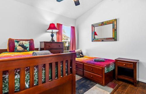 South Facing Private Pool with Lake View & Spa - Quiet Vacation Area - Family Friendly - Foto 3