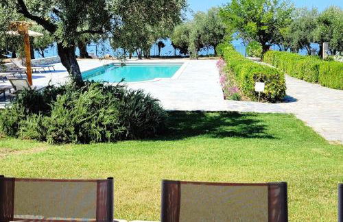 Beachfront cottage house in olive grove - Foto 20