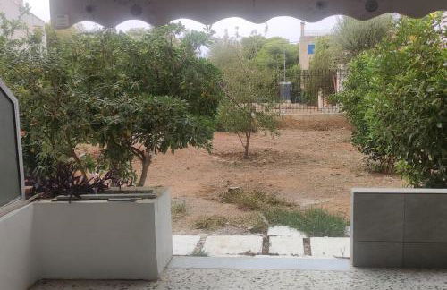 Comfortably placed near the sea - Photo 13