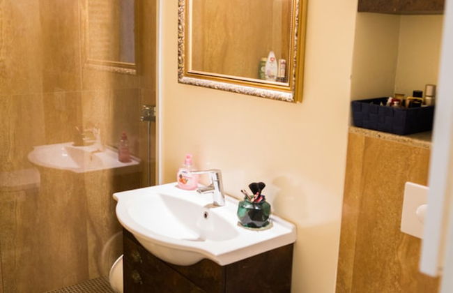 Cozy apt Within Walk Distance to Center and Beach - Photo 9