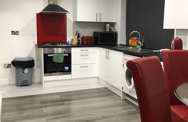 Nice 2 Bed Independent Annex in High Wycombe - Foto 6