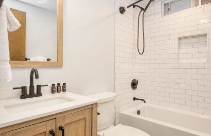 3mins to Lake, 5mins to Skiing Updated 4bdr Cabin Avalon Pines by Avantstay - Photo 24